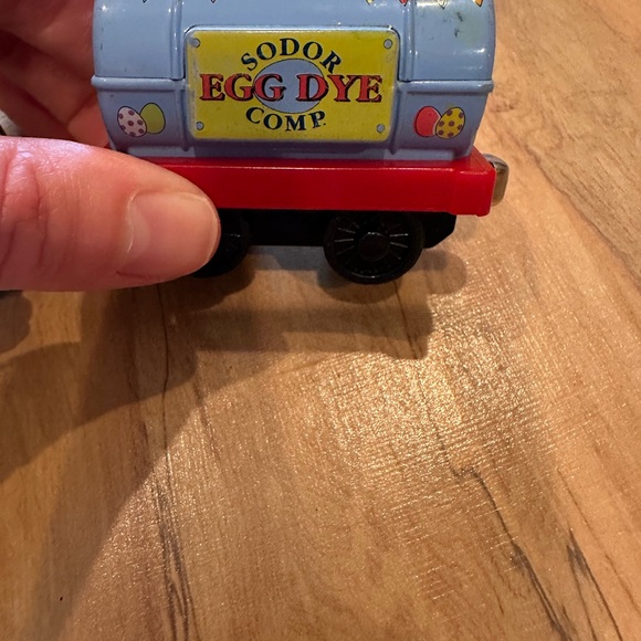Thomas The Train Easter Sodor Egg Hunt Die Cast Magnetic  *Read* - Picture 4 of 5